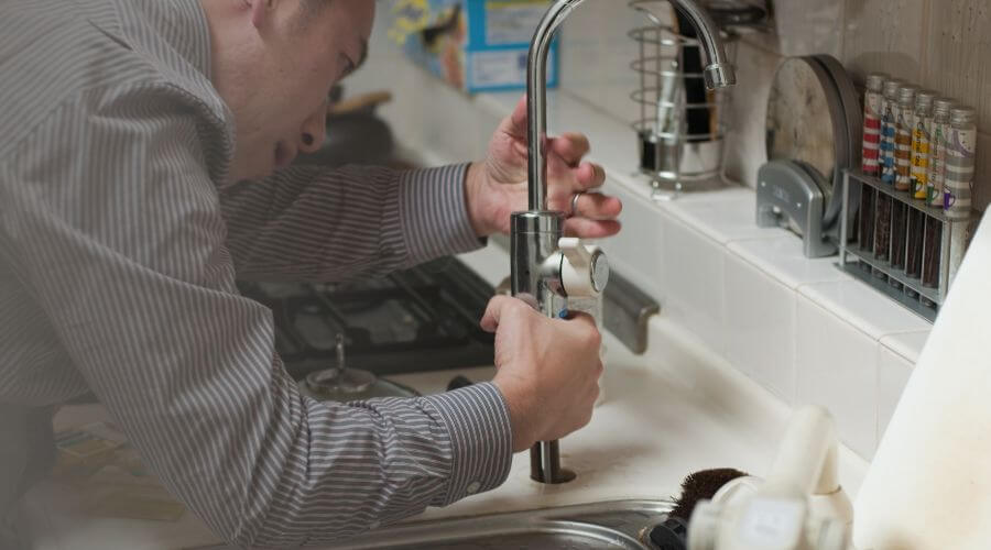 Professional emergency plumbing in Chamois, MO